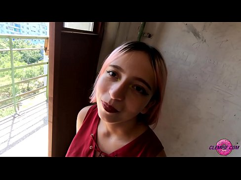 ❤️ Estudyante Sensual Nagsuso sa usa ka Estranghero sa Outback - Cum Sa Iyang Nawong ❤❌ super sex sa amon
